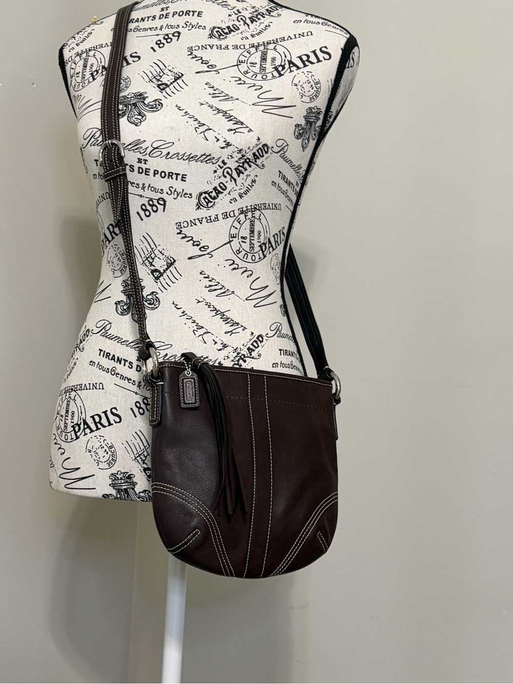 Coach Vintage Soho Mini Leather Crossbody Shoulder Bag in Dark Brown - Picture 11 of 11